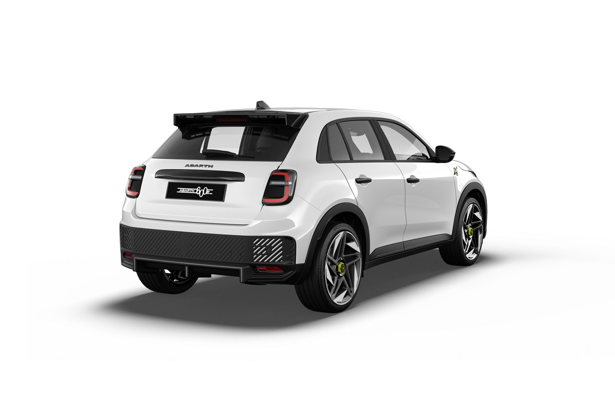 Abarth 600e 600e 54kWh Scorpionissima 280cv
