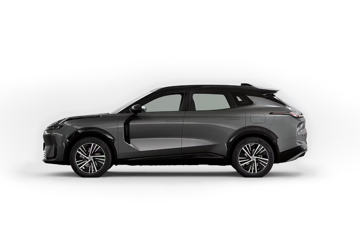 Lynk & Co 08 1.5 phev Core auto
